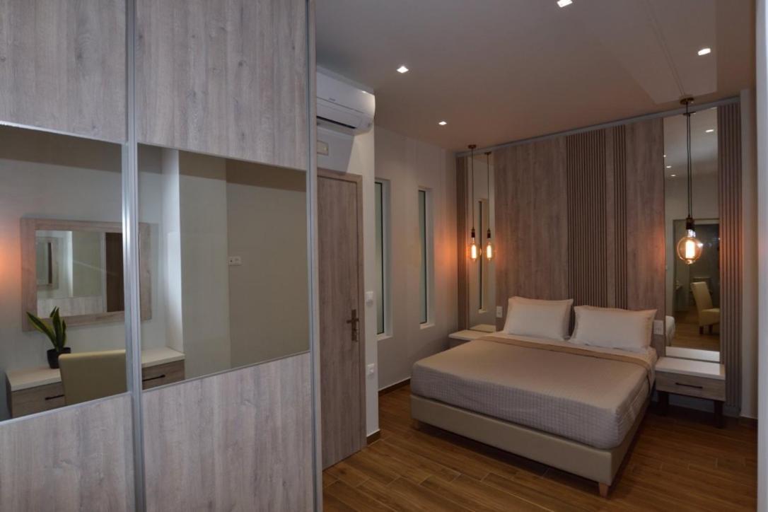 Gonis Grand Luxury Suite Палиохора Екстериор снимка